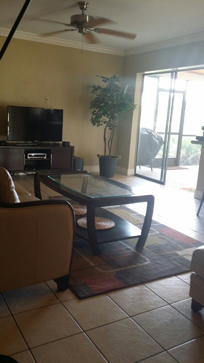 Foto del edificio - 1145 Lenox Ct