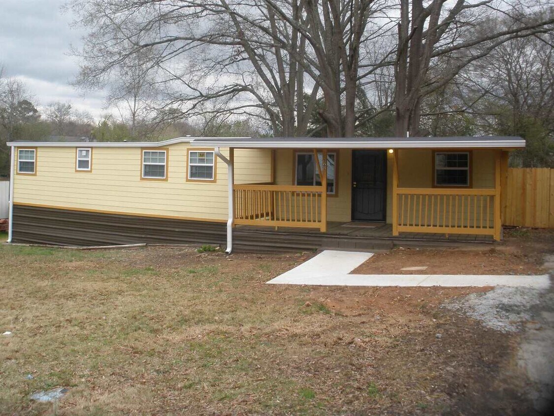 Primary Photo - 168 Brentwood Ln