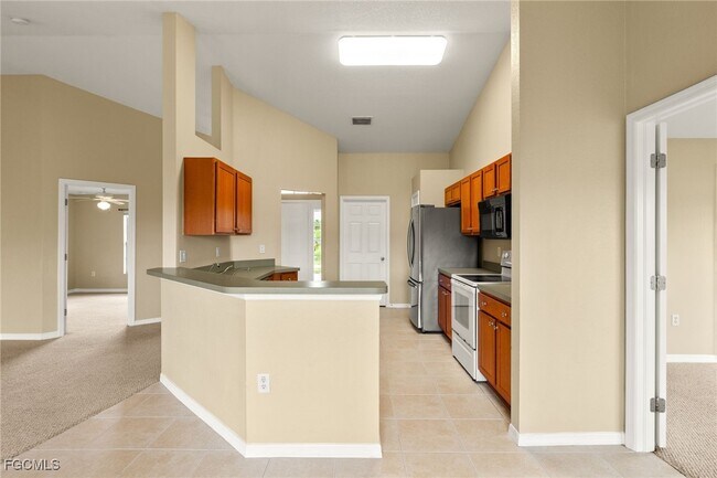 Foto del edificio - 1121 NW 7th Ave