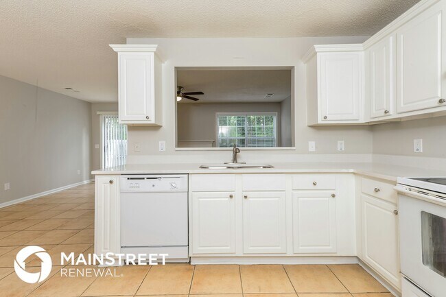 Building Photo - 3667 Sapphire Ct