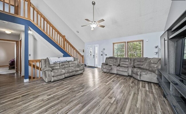 Building Photo - 1331 Kellerman Ct