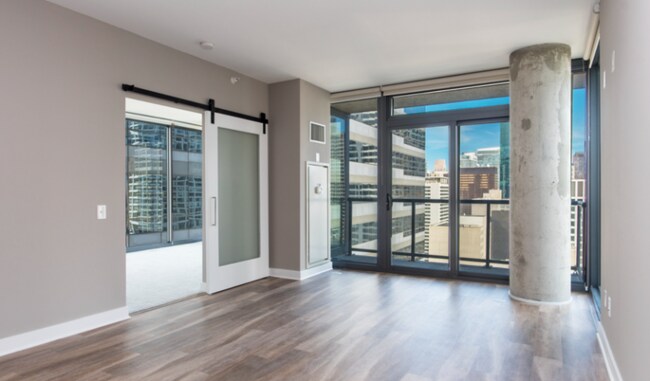 Foto del edificio - 501 E Illinois St