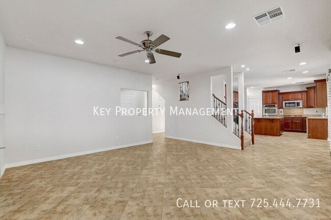 Building Photo - AMAZING SUMMERLIN HOME WITH POOL, PUTTING,...