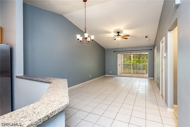 Foto del edificio - 28231 Pine Haven Way
