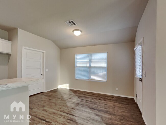 Foto del edificio - 14109 N 74th E Ave