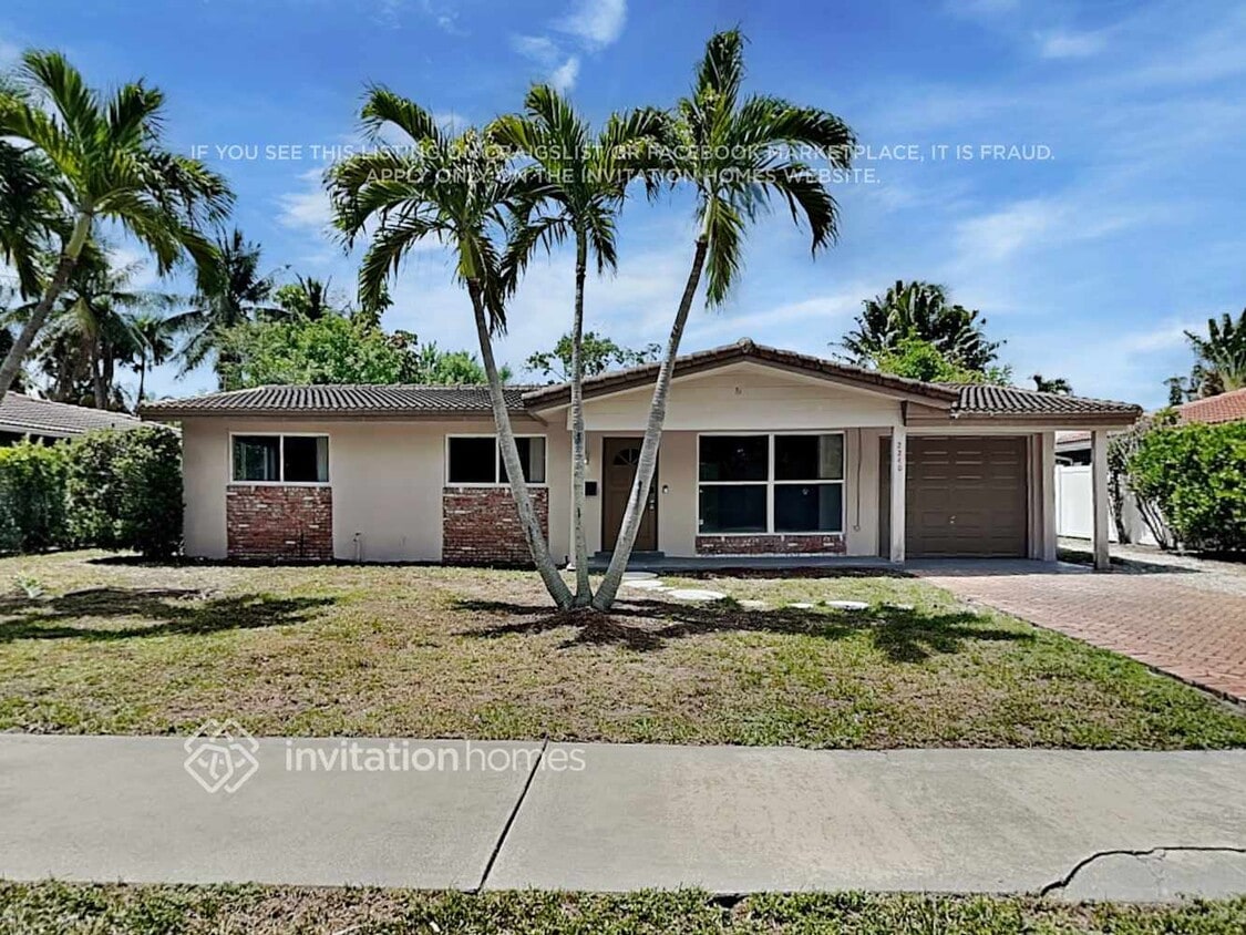 Primary Photo - 2240 NE 62nd Ct