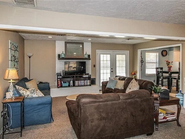 Foto del edificio - 2758 S Pickard Ave