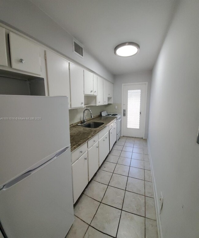 Foto del edificio - 1708 NE 20th Ave