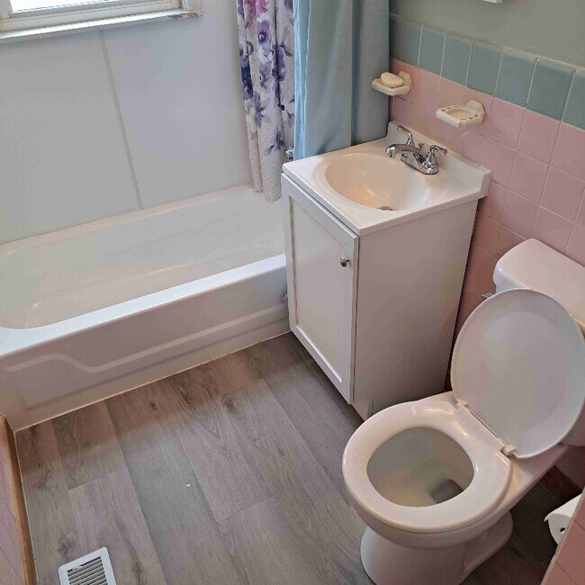 Foto del edificio - 1106 Stack Ave