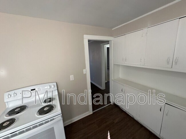 Foto del edificio - 2107 N Spencer Ave