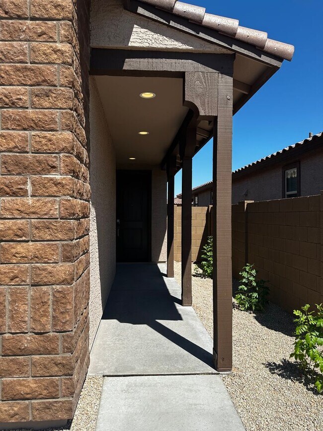 Building Photo - BRAND NEW 4 BEDROOM IN COOPERLEAF IN PHOENIX