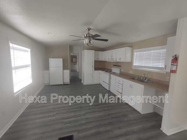 Building Photo - 2511 Farm to Market 646 Rd N