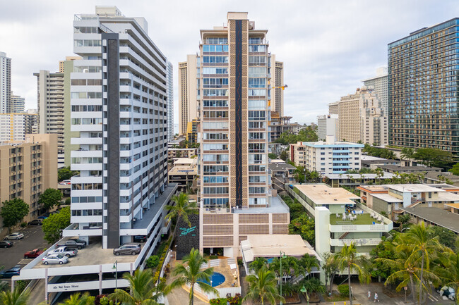 Building Photo - Waikiki Skyliner