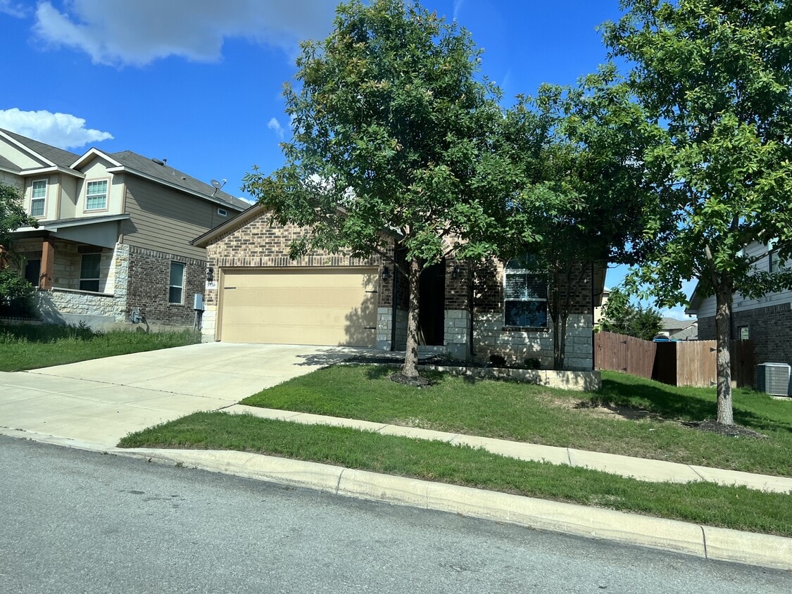 Building Photo - 5730 Mckinney Falls