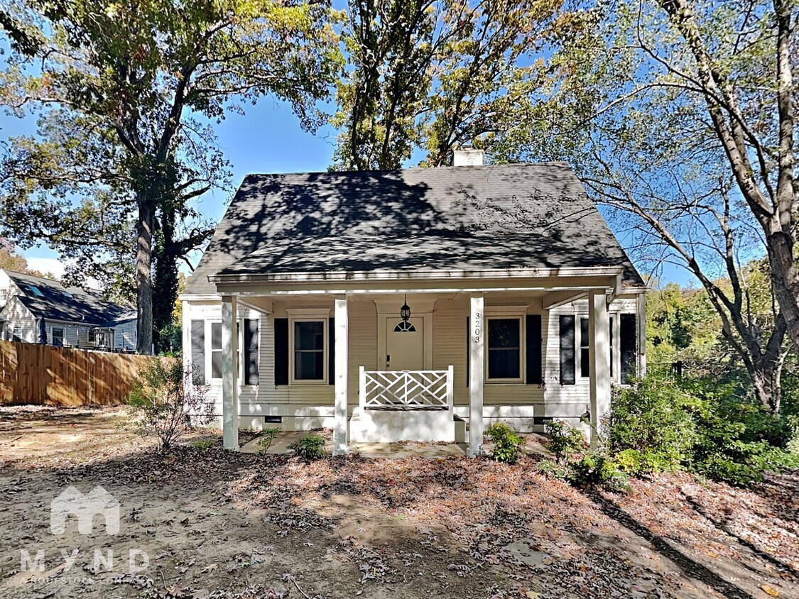 Foto principal - 3203 Whitaker Ct NW