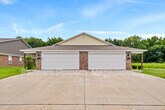 Foto principal - 218-220 W Marietta Way