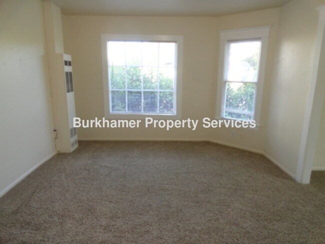 Building Photo - 917 Wheeler Ave