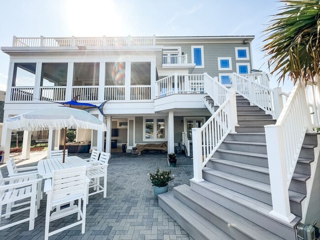Building Photo - Just Like Heaven - Waterfront Luxury w/ Ba...
