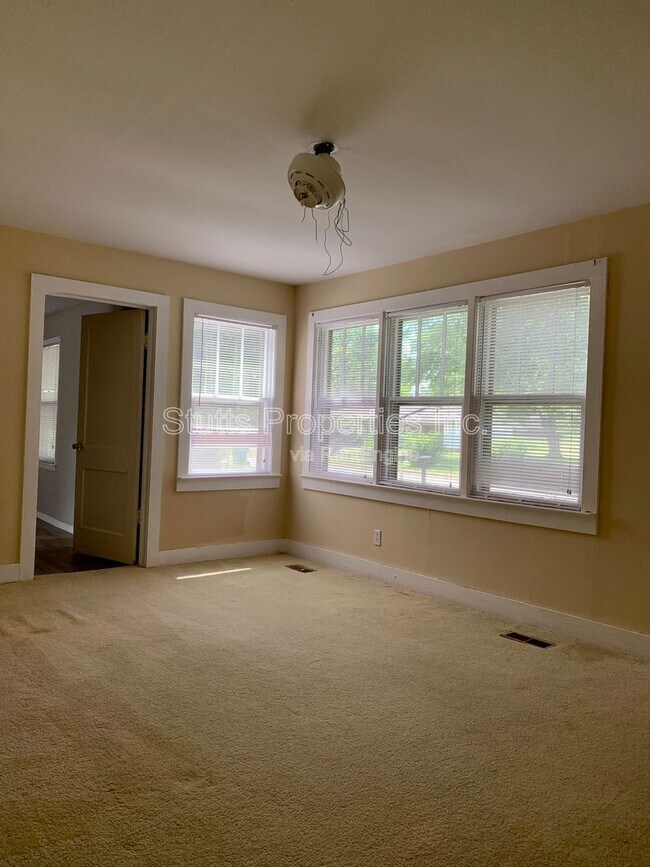 Foto del edificio - 1611 Southern Blvd