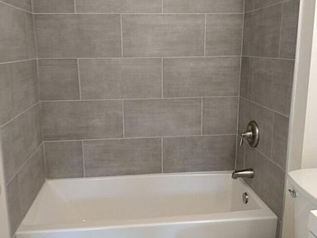 Building Photo - Age 55+ Only - Remodeled One Bedroom Condo...