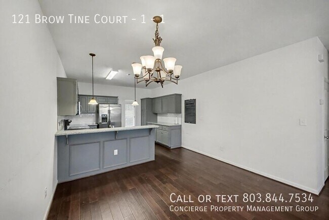 Foto del edificio - 121 Brow Tine Ct