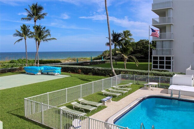 Building Photo - 1750 S Ocean Blvd