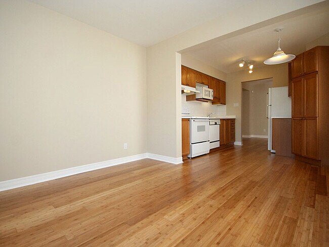 Building Photo - 110 Kimberwick Cres