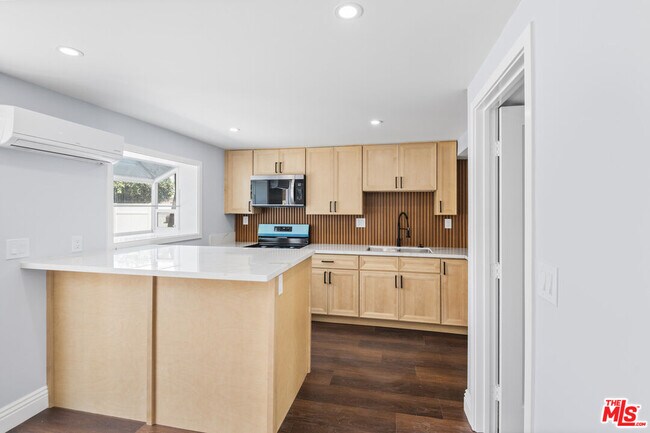 Foto del edificio - 4622 W 149th St
