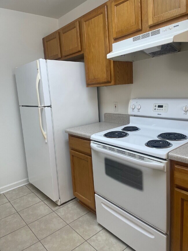 Foto del edificio - "Charming 2-Bed, 2-Bath Townhouse in Fort ...