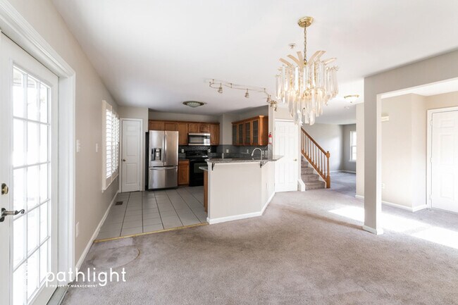 Foto del edificio - 4406 Birchtree Lane