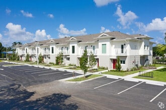 Building Photo - 3902 Melaleuca Ln
