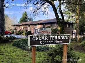 Building Photo - 5005 SW Mitchell St