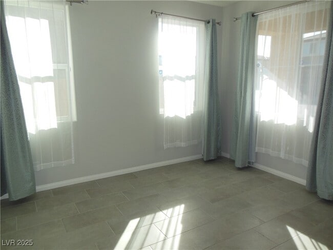 Building Photo - 2664 Crystal Quartz St