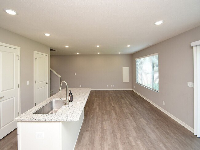 Foto del edificio - Charming 3-Bedroom Home in Quiet Omaha Nei...