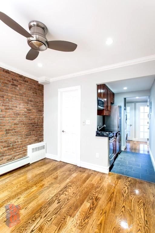 Primary Photo - 186 Avenue B