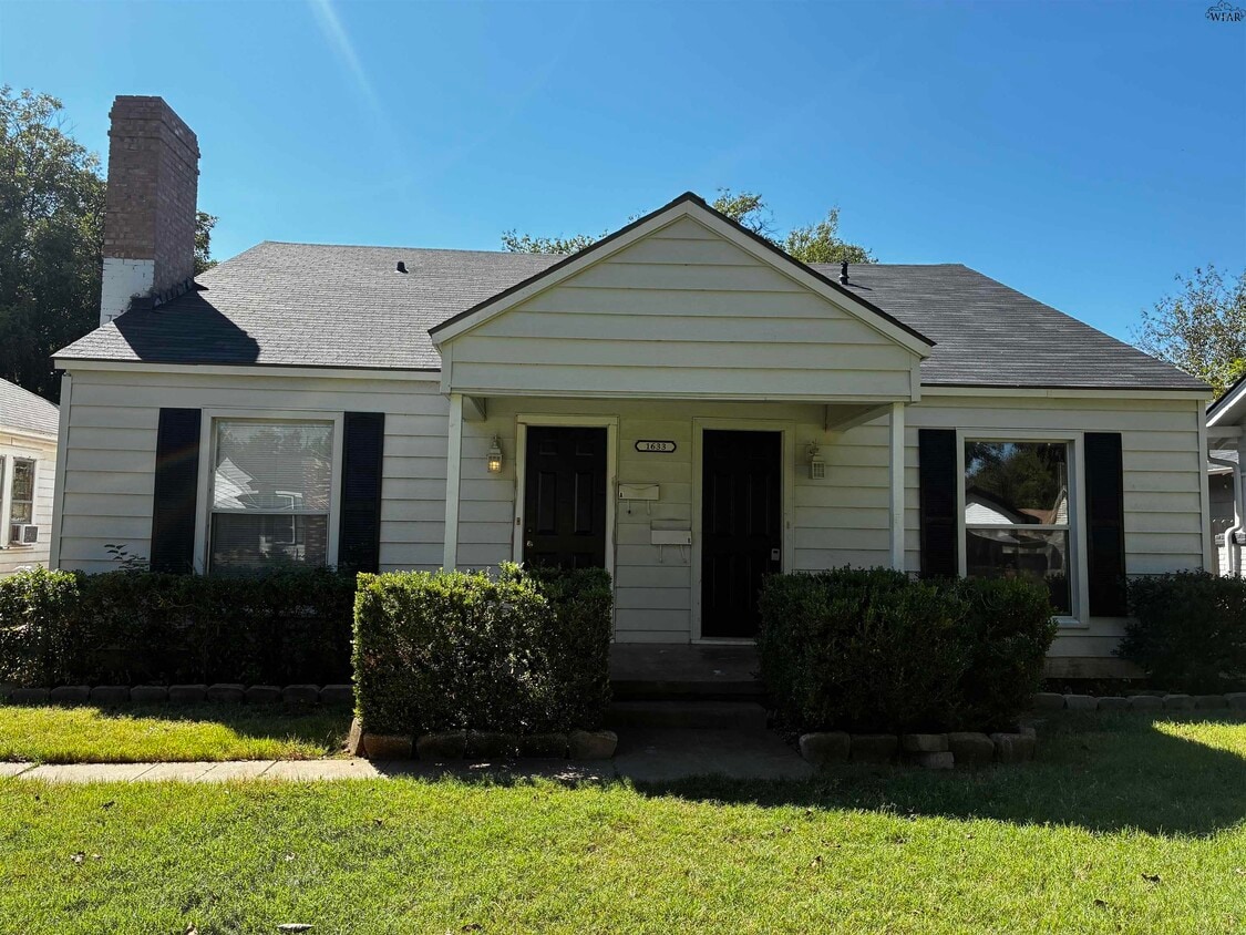 Primary Photo - 1633 Dayton Ave