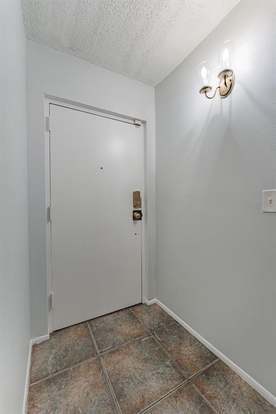 Foto del edificio - 5503 Pokeweed Ct