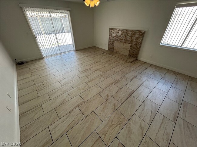 Building Photo - 5825 Pebble Beach Blvd