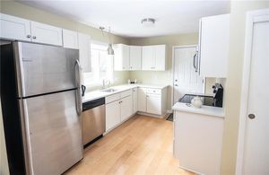 Foto del edificio - 3164 Elmwood Ave