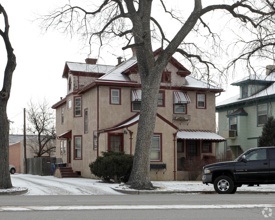 219 N er St, Colorado Springs, CO 80903 Apartments in Colorado
