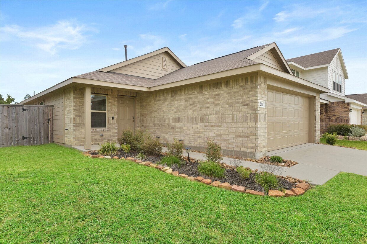 Primary Photo - 22181 Umbria Hls Dr