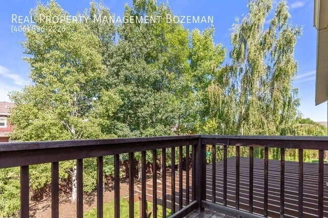 Foto del edificio - 971 Longbow Ln