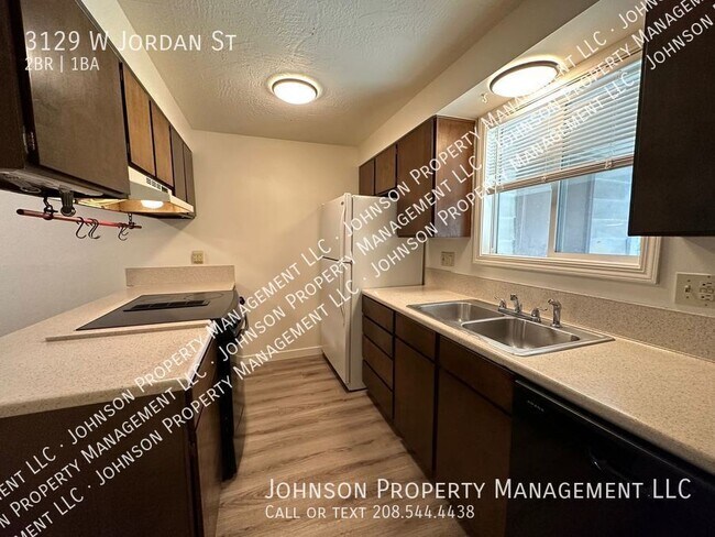 Foto del edificio - 3129 W Jordan St