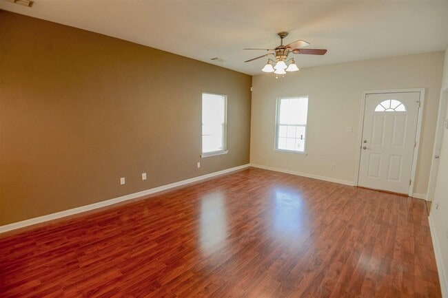 Foto del edificio - 2116 Bullocks Run Rd