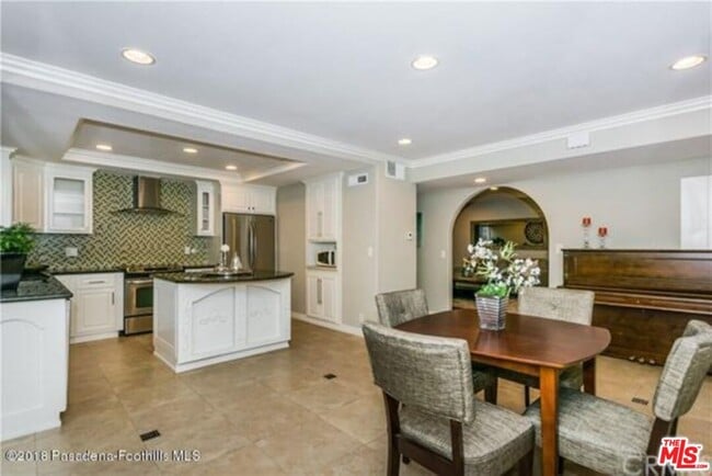 Building Photo - 8187 Havasu Cir