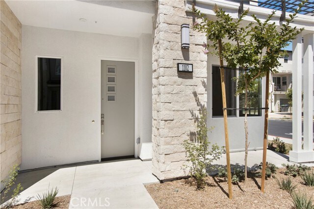 Building Photo - 1102 W Bushell St