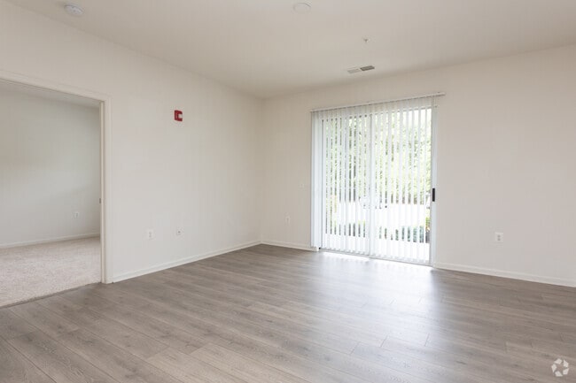 2BR, 2BA - 1,106 SF - TGM Ridge