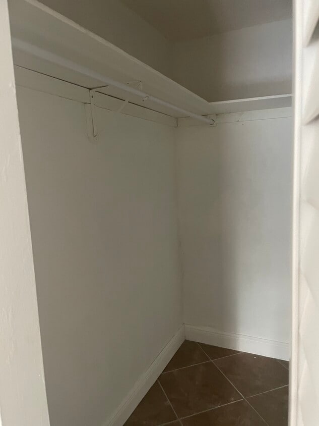 11219 N Kendall Dr Unit C107, Miami, FL 33176 Condo for Rent in Miami