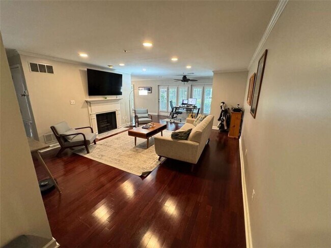 Foto del edificio - 3201 Lenox Rd NE