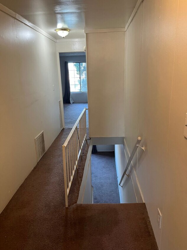 Foto principal - BROOKSTON...2 Bedroom 1 Bath